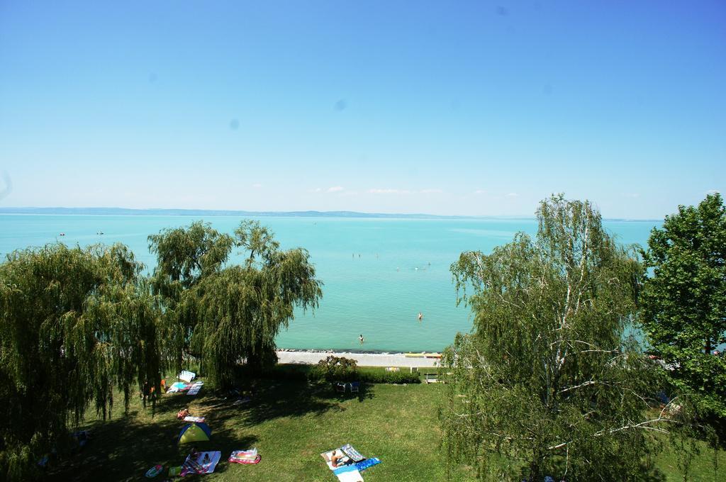 Panorama Beach Apartmanok Siófok Exteriör bild
